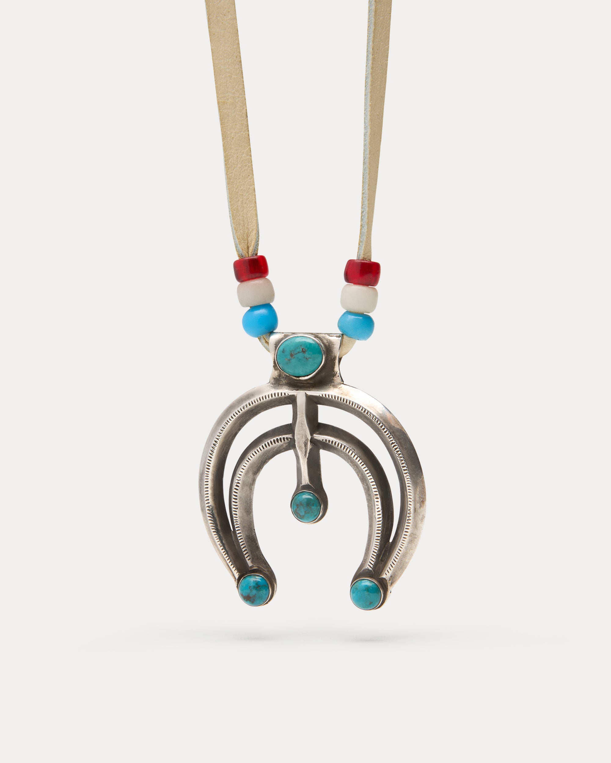 Collana in Pelle con Ciondolo in Argento e Turchese con Perline