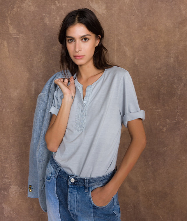 Cherry T-Shirt Serafino Con Crochet