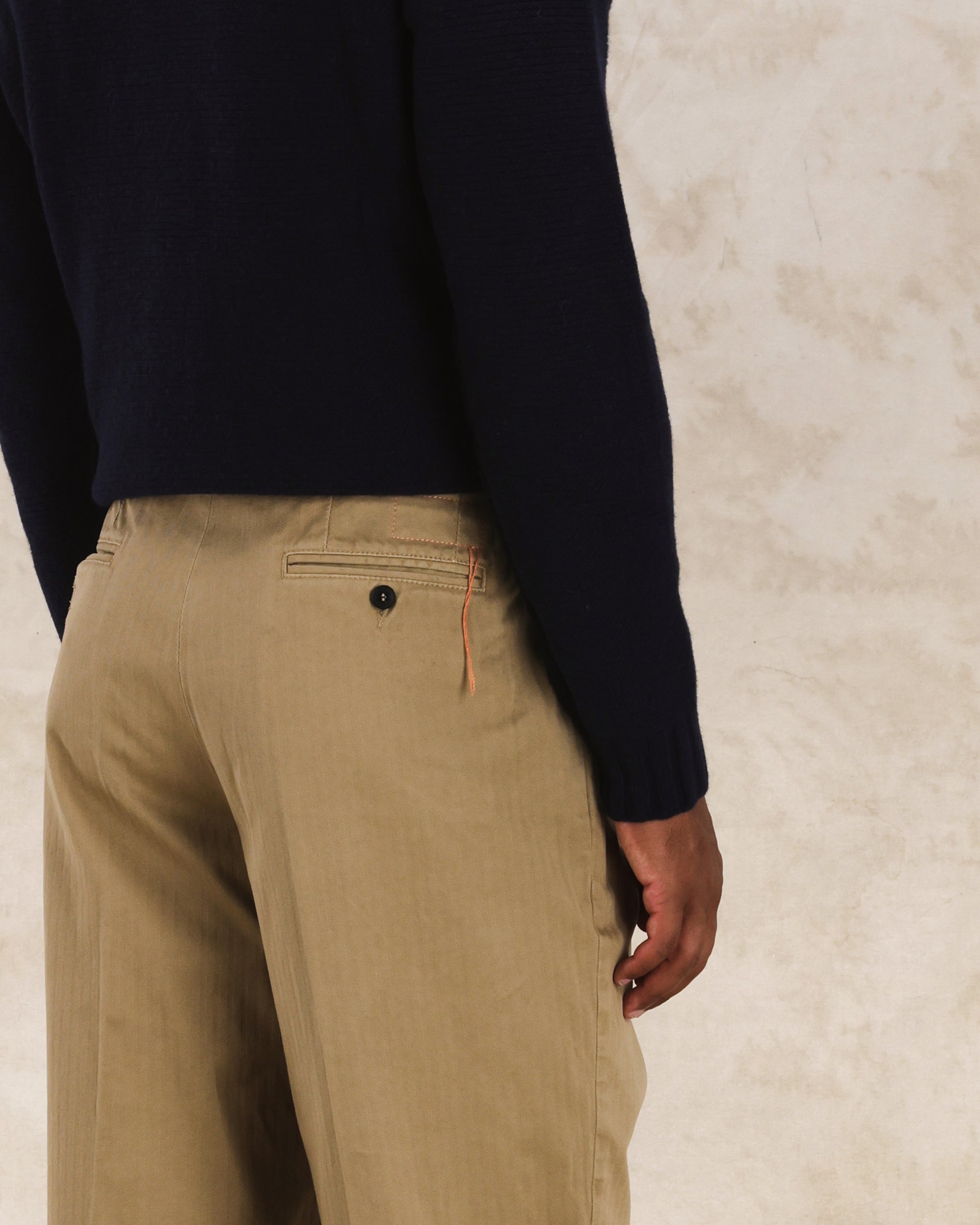 Seattle Pantaloni Con Pences In Herringbone