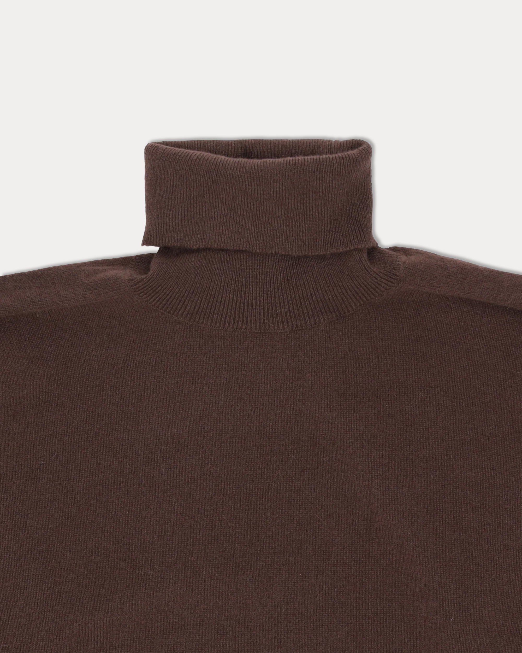 Shannon Maglia In Cashmere