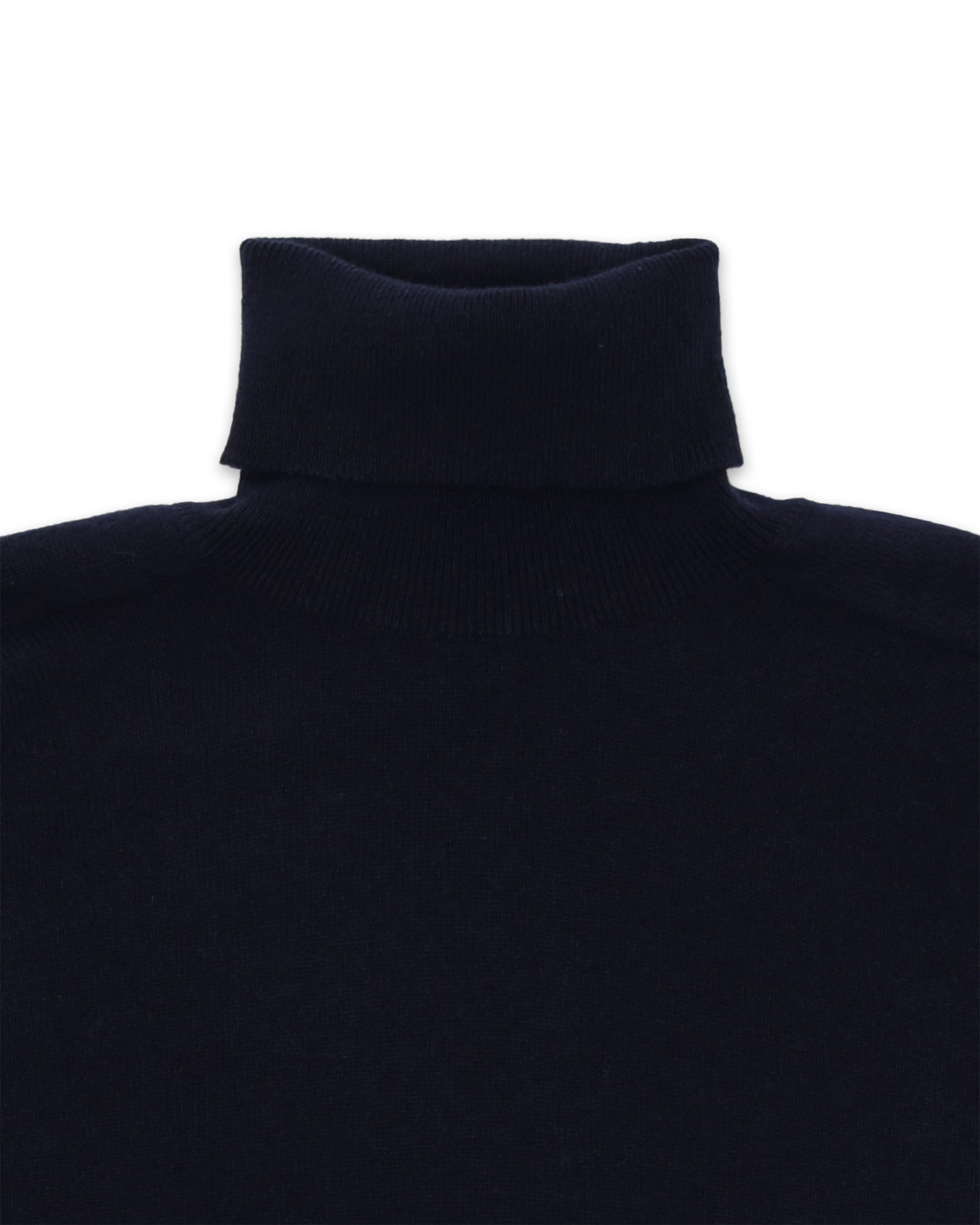 Shannon Maglia In Cashmere