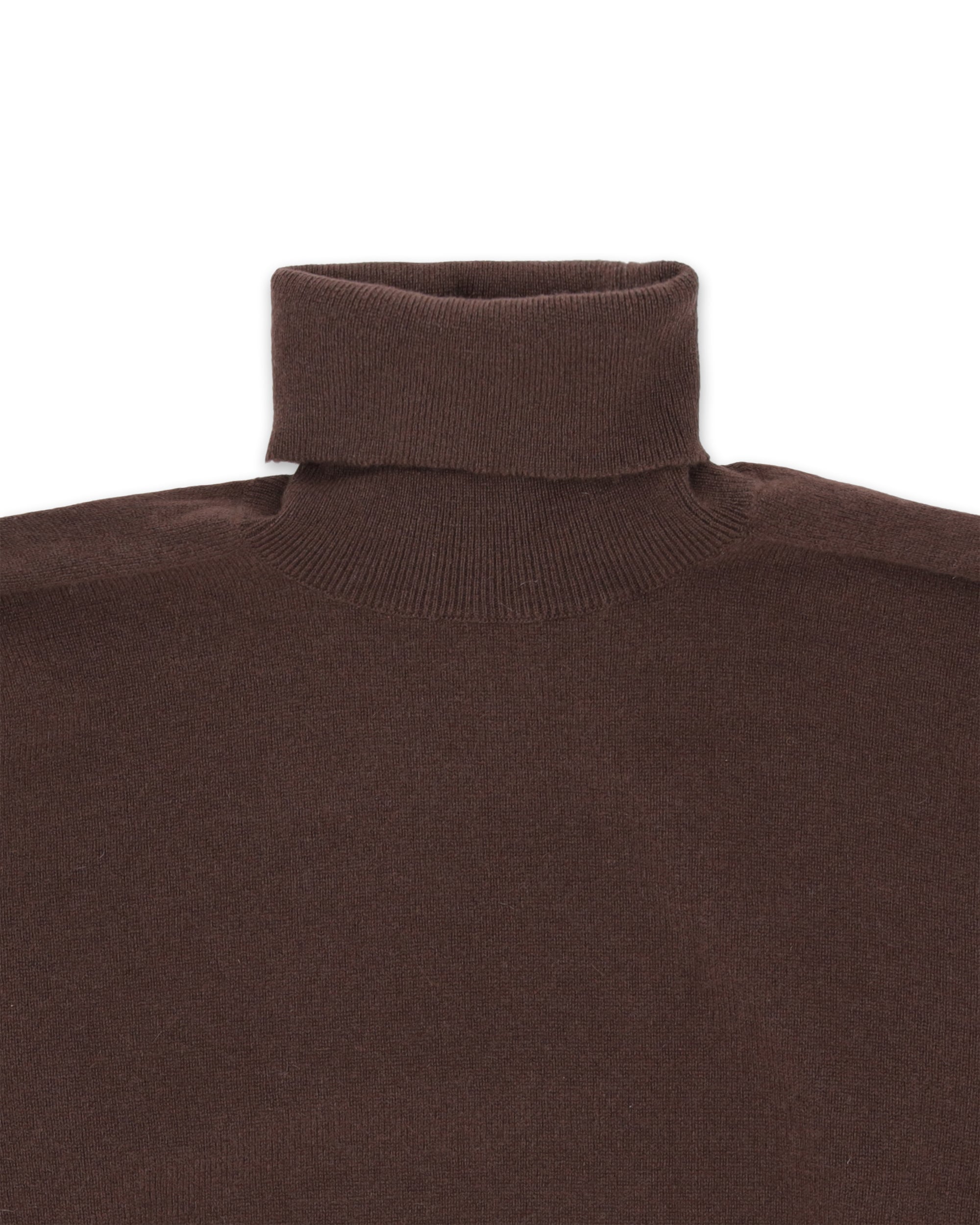 Shannon Maglia In Cashmere