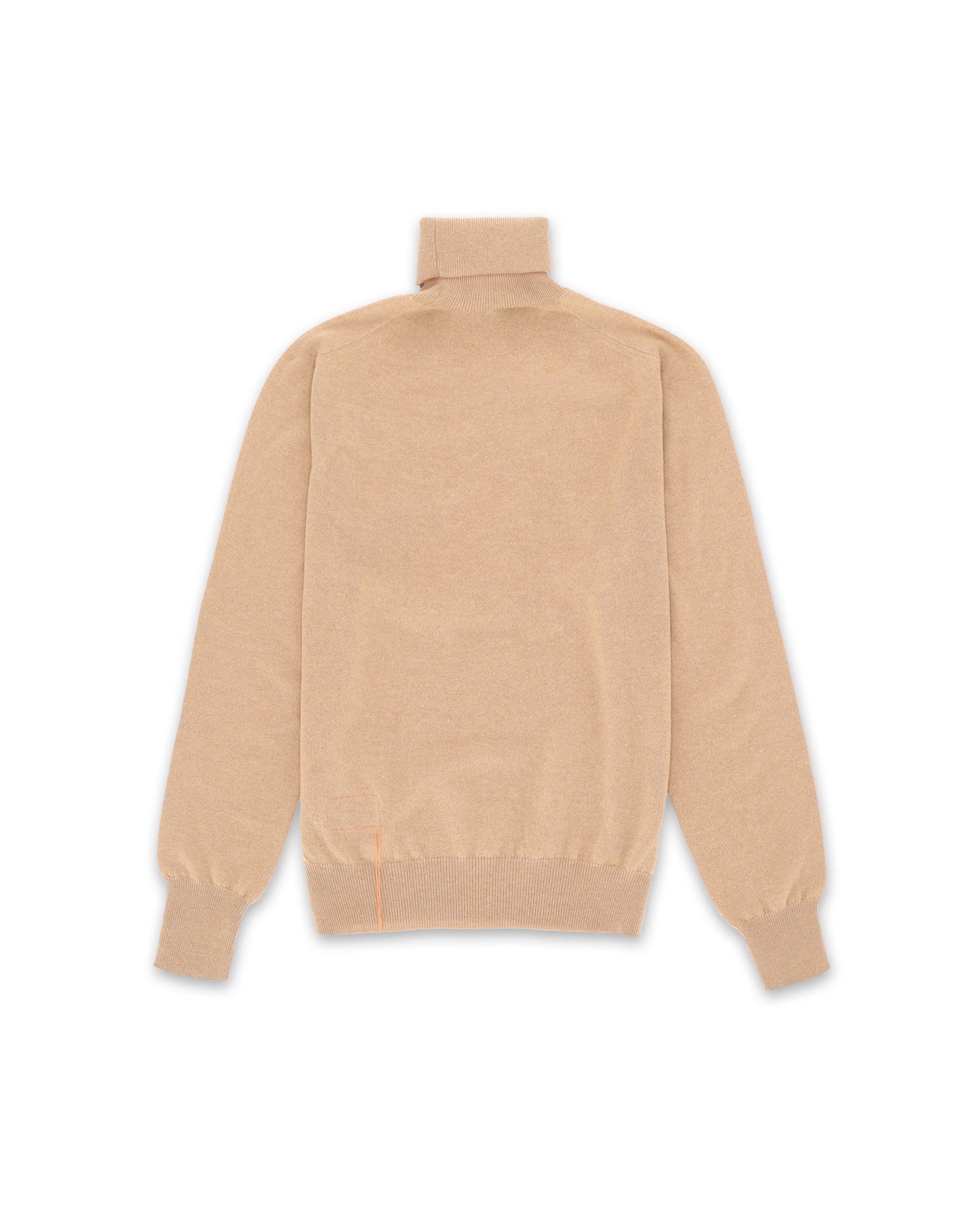 Shannon Maglia In Cashmere