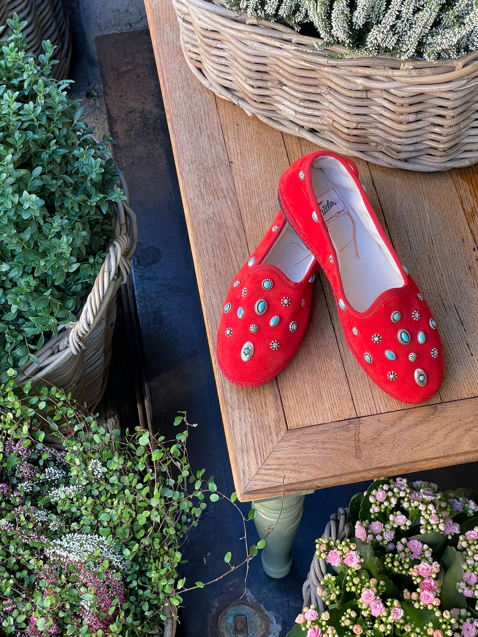 Frutate Friulane In Pelle Scamosciata Con Borchie