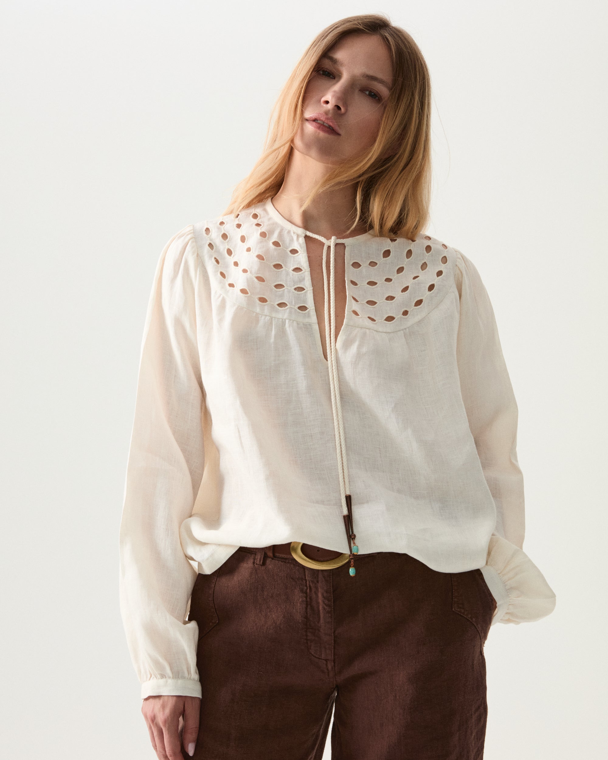 Angele Camicia Ricamata In Lino