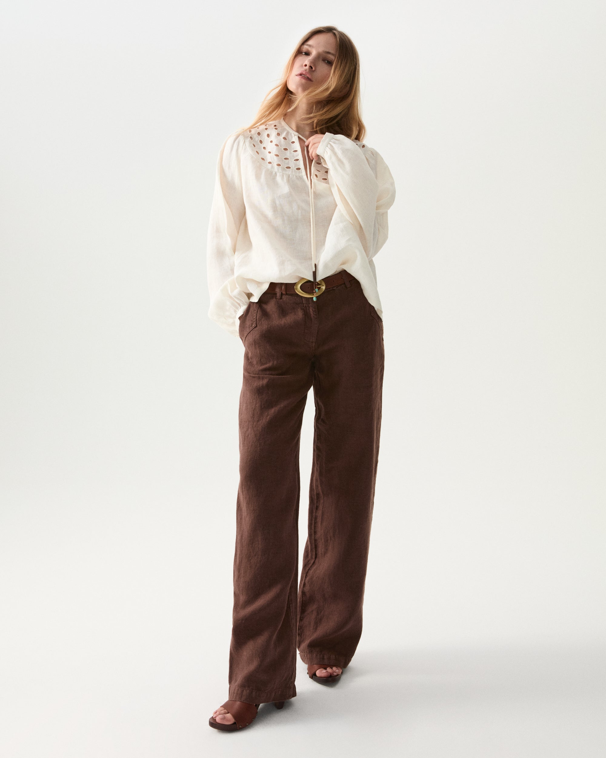 Angele Camicia Ricamata In Lino
