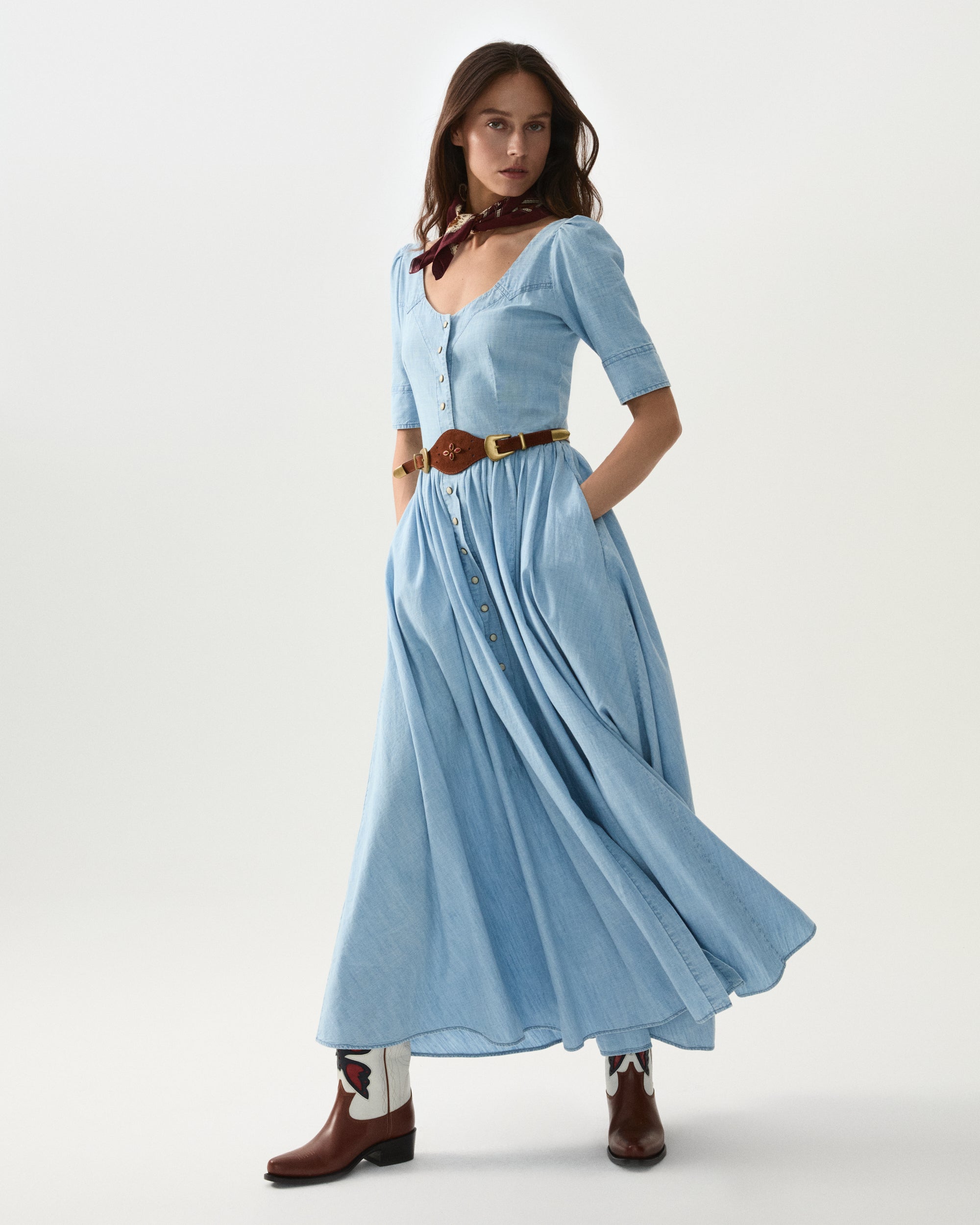 Augustine Abito in Chambray