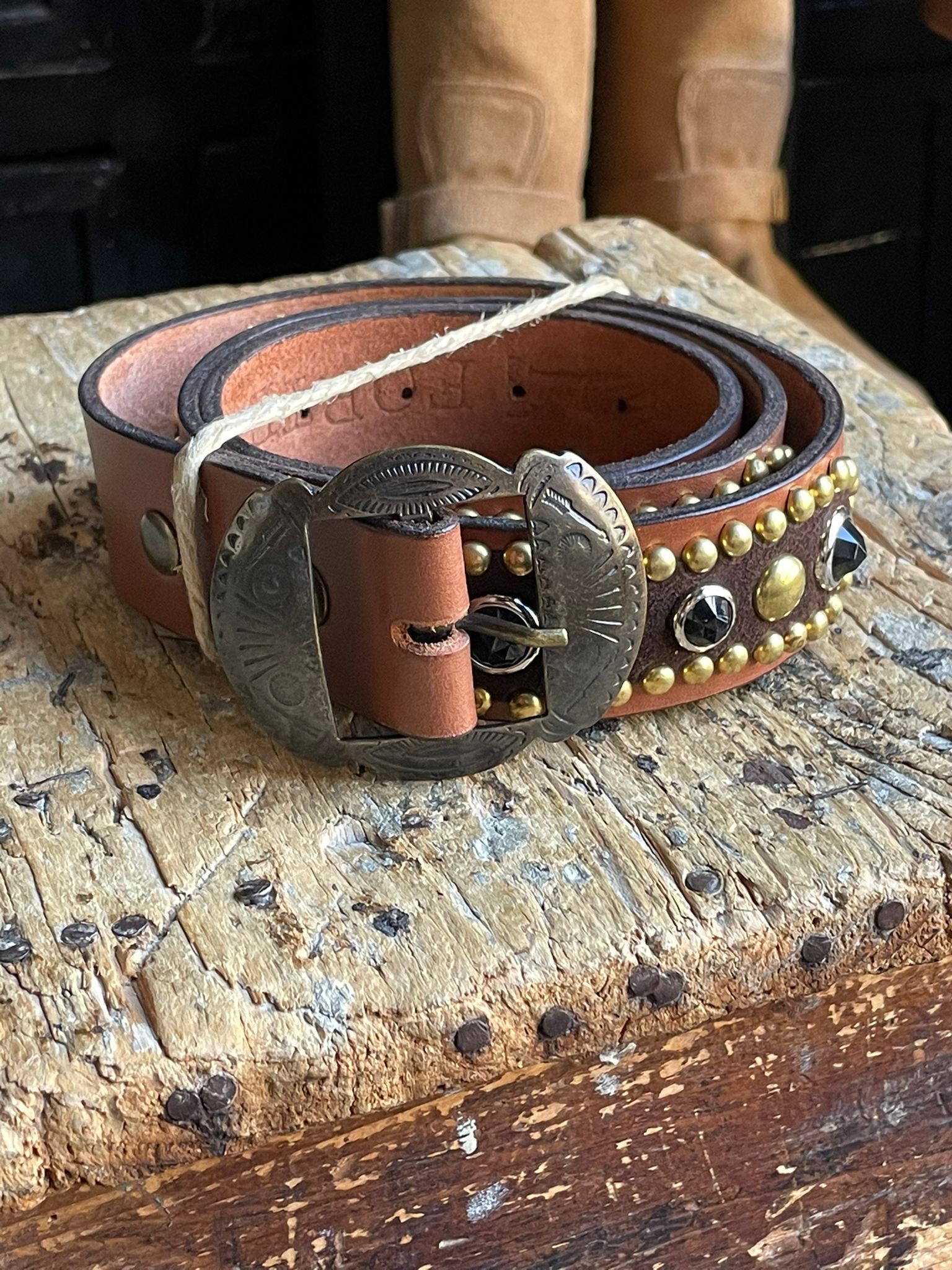 Buffalo Cintura con Fibbia Navajo e Borchie Applicate