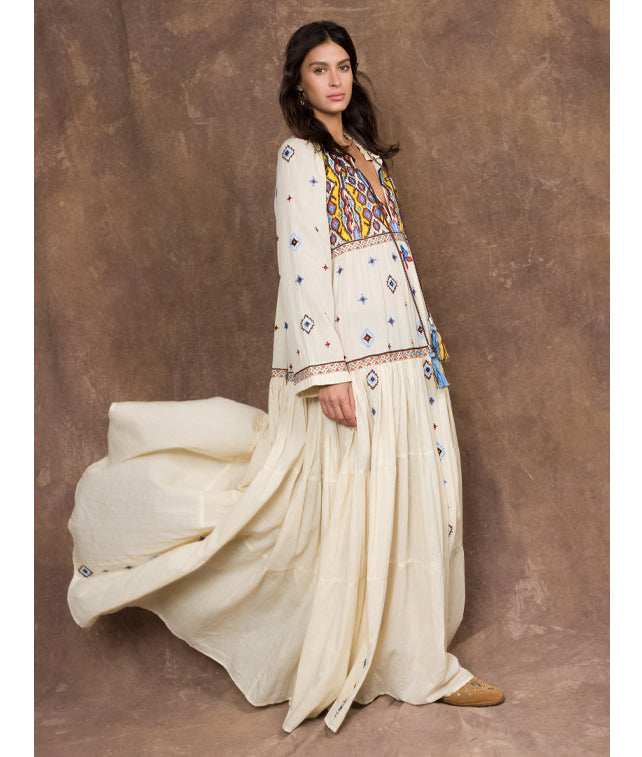 Arsia Kaftan Embroidered