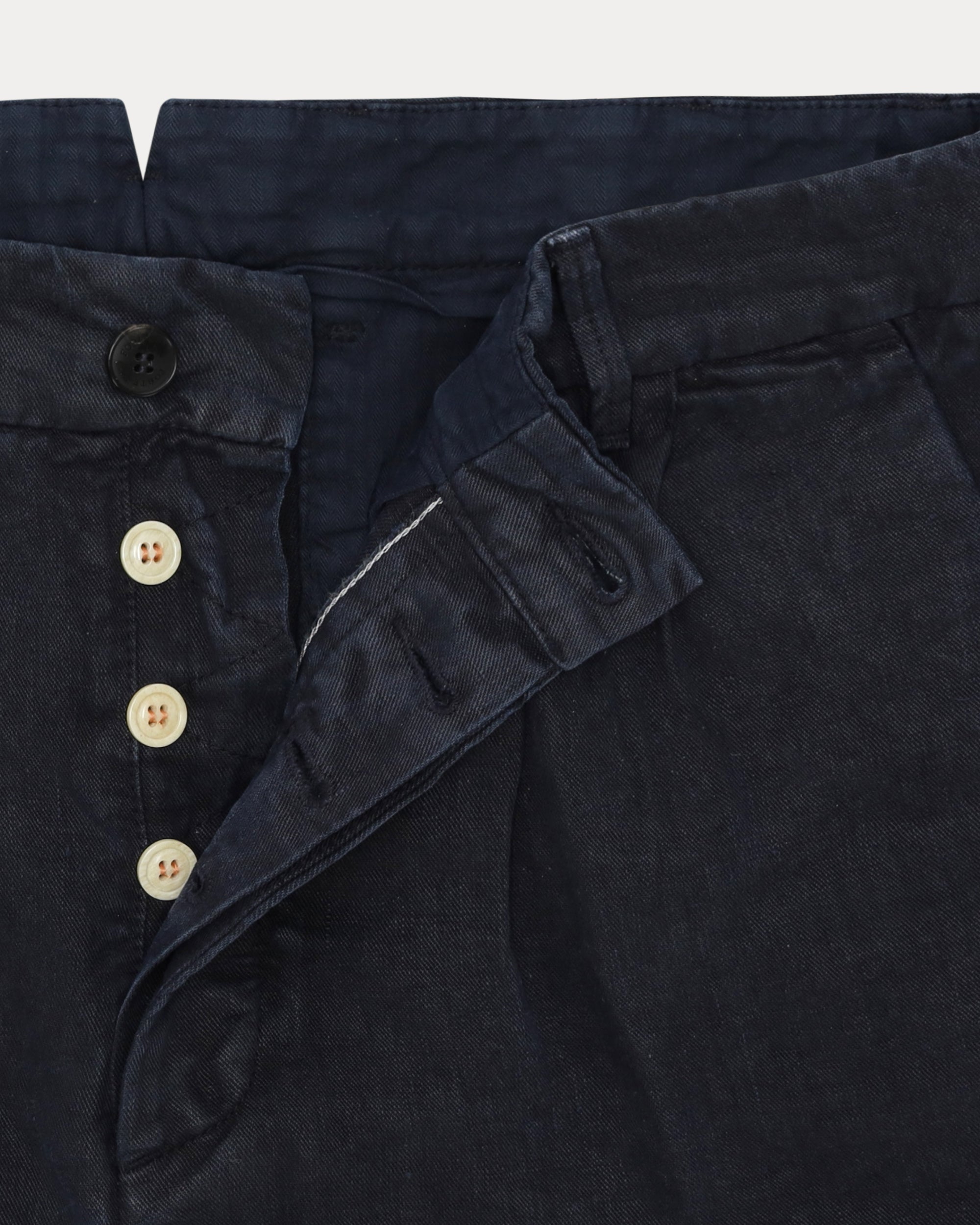 Beachshort Linen Bermuda Shorts With Pleats