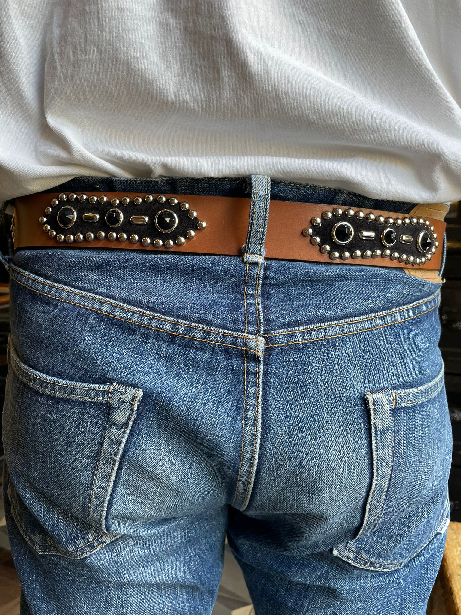 Buffalo Cintura con Fibbia Navajo e Borchie Applicate