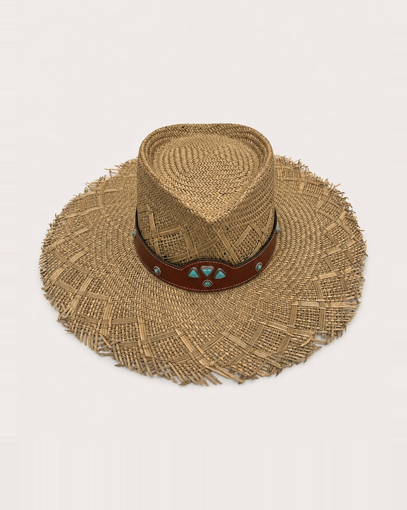 Calissa Cappello in Giunco con Borchie Turchesi