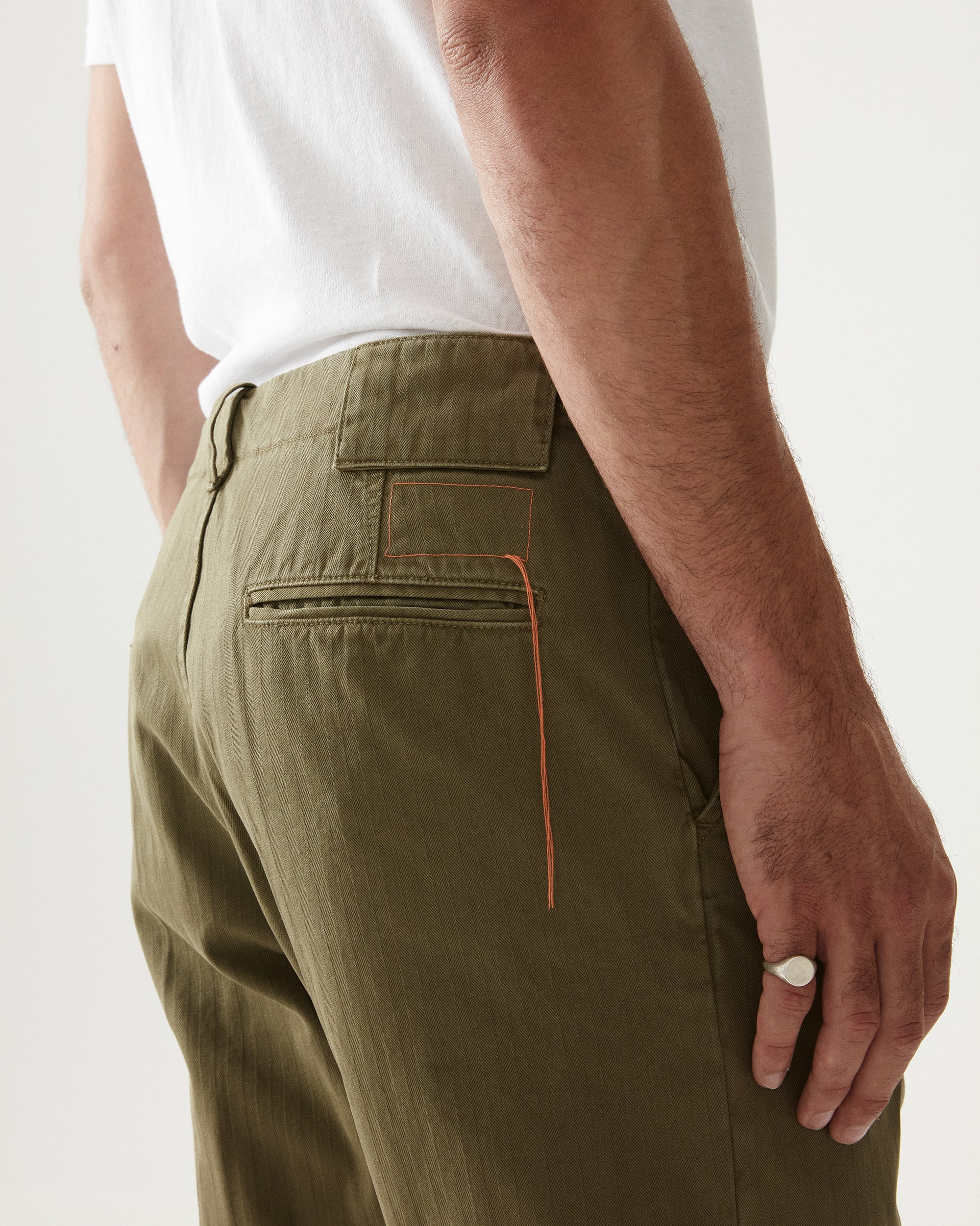 Hector Pantaloni In Herringbone Di Cotone