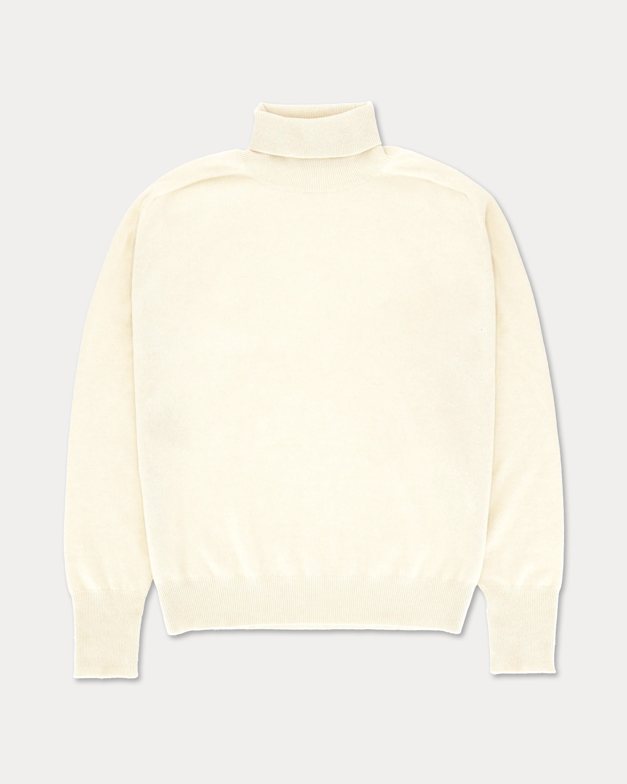 Shannon Maglia In Cashmere