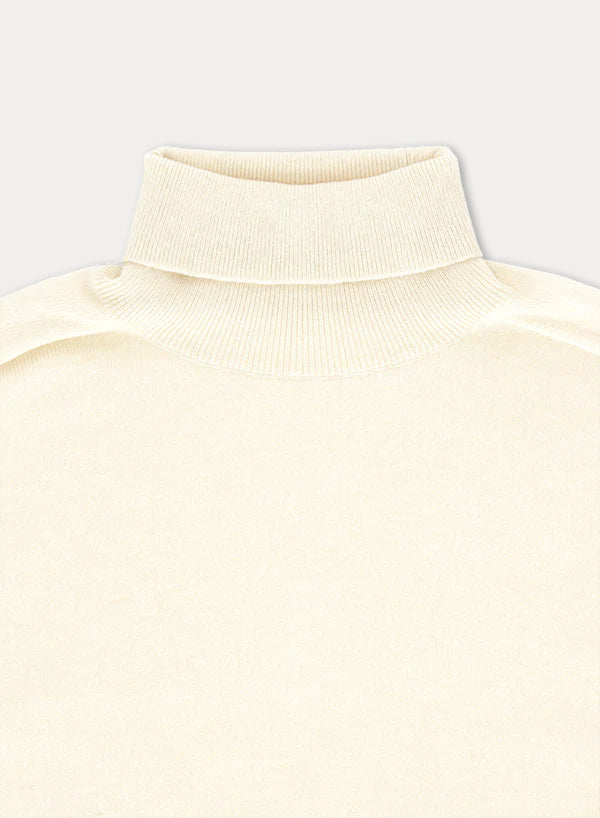 Shannon Maglia In Cashmere