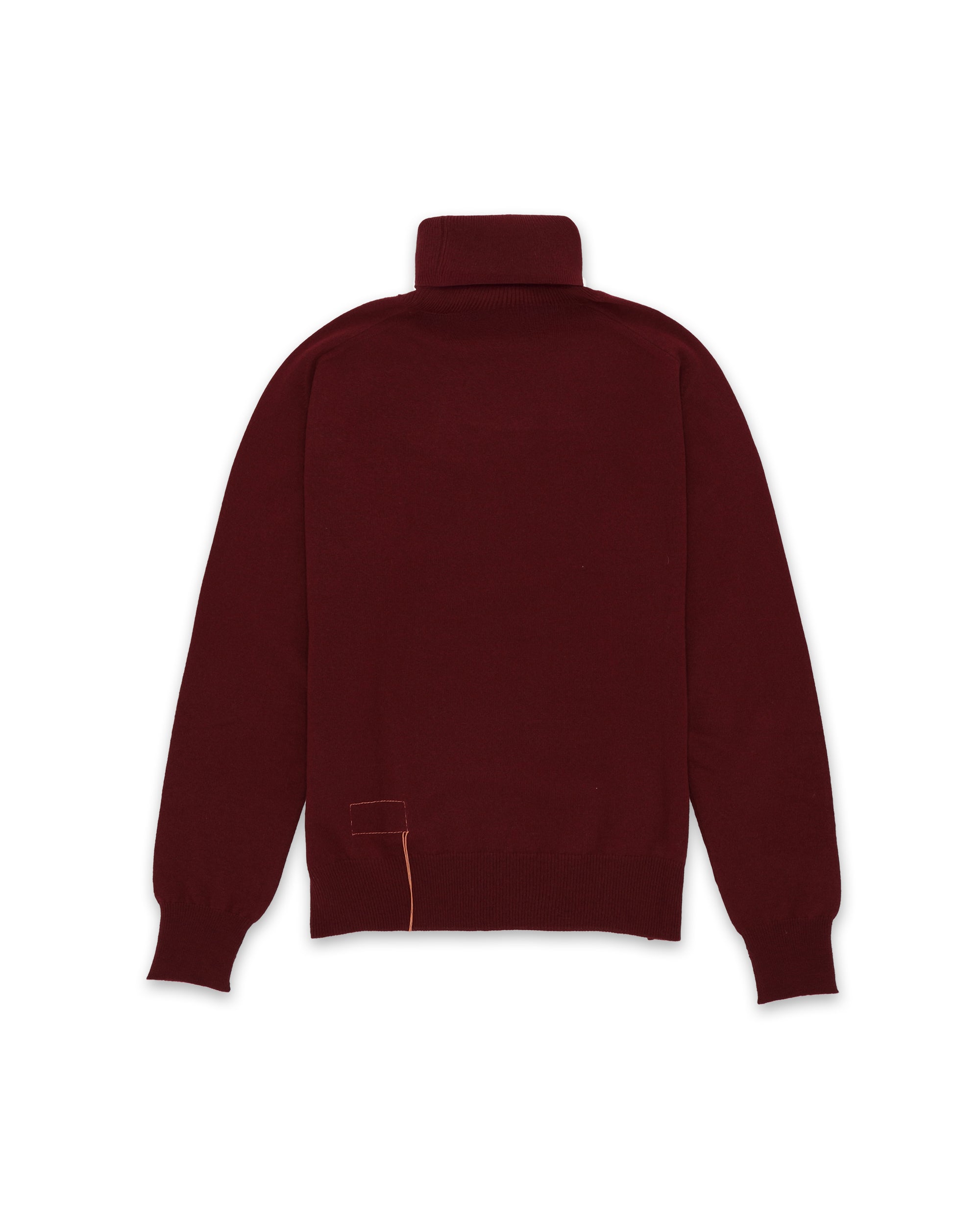 Shannon Maglia In Cashmere