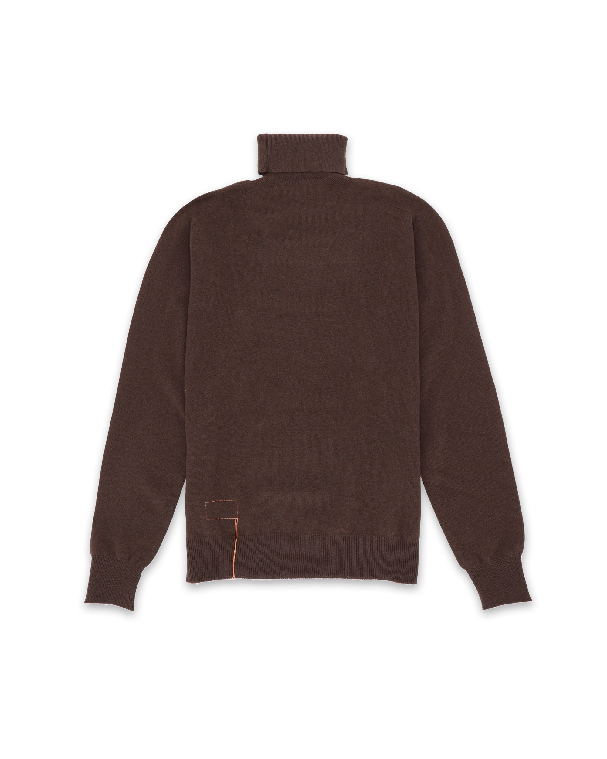 Shannon Maglia In Cashmere