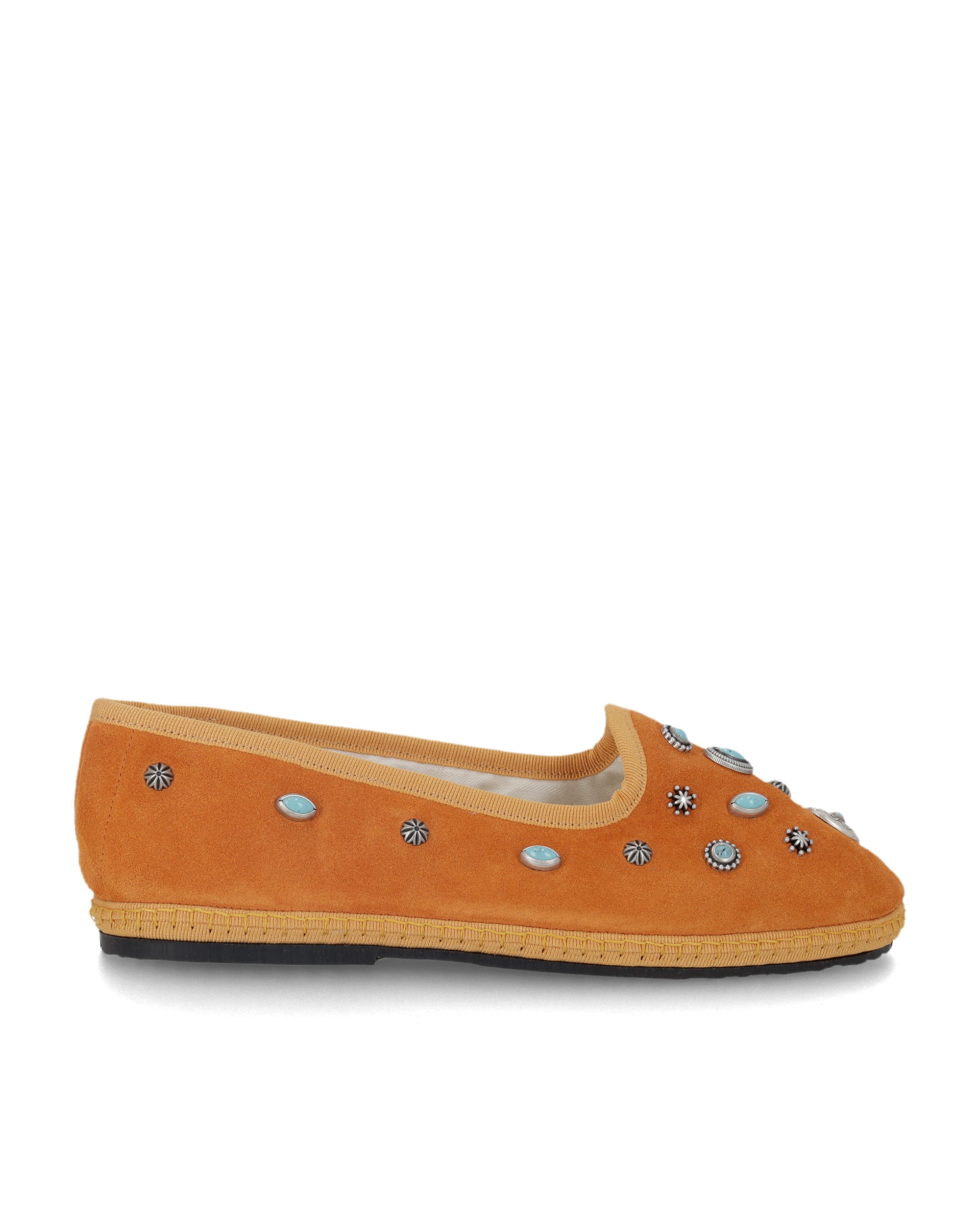 Frutate Friulane In Pelle Scamosciata Con Borchie