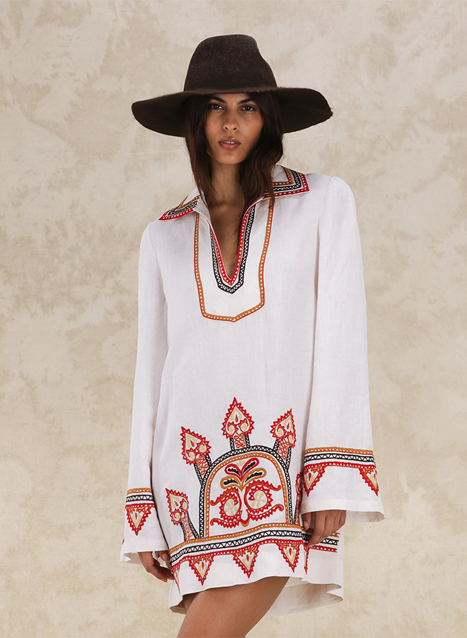 Gea Abito Corto Ricamato in Lino