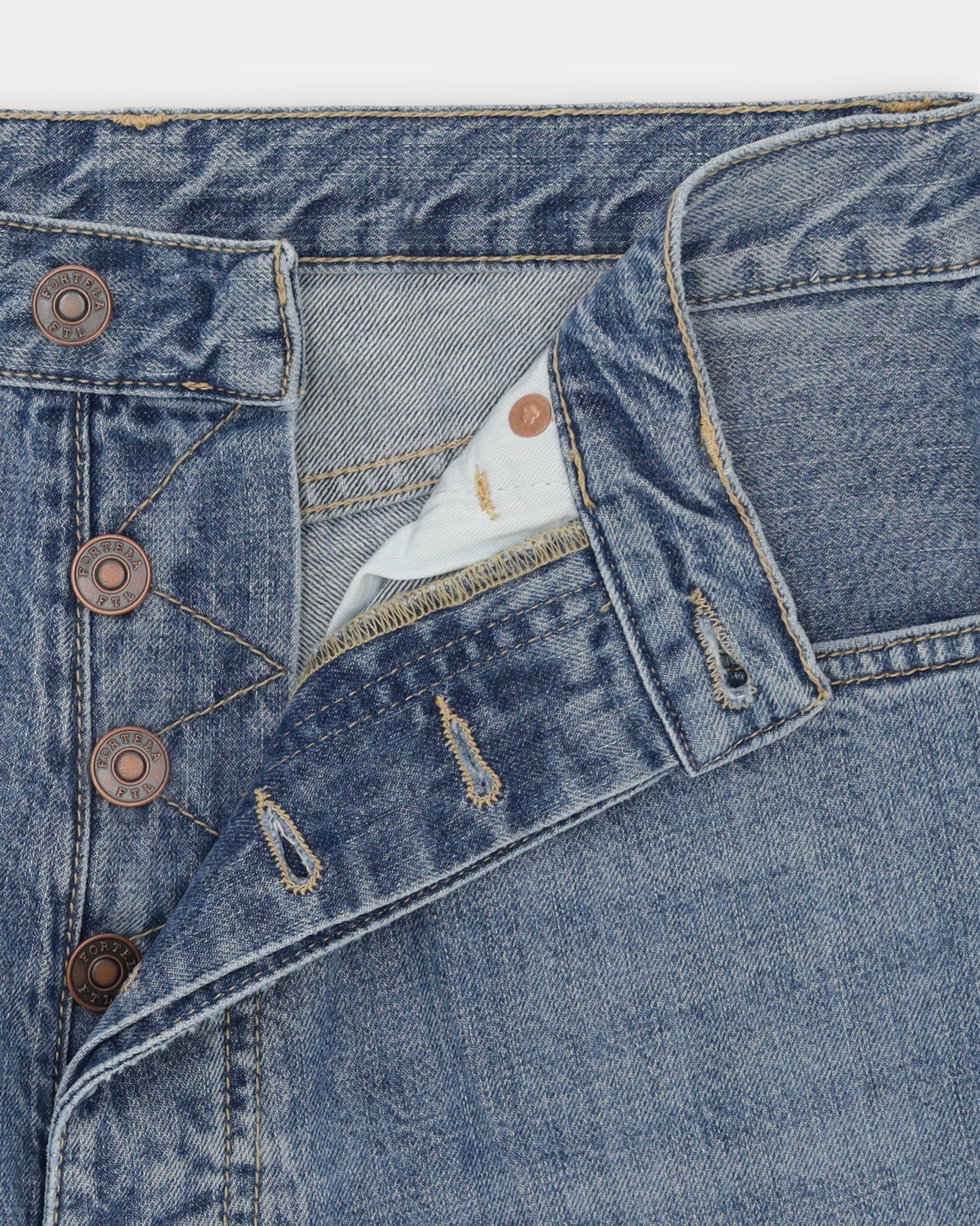 Jaron Pantaloni Gamba Ampia In Denim Bleach Wash