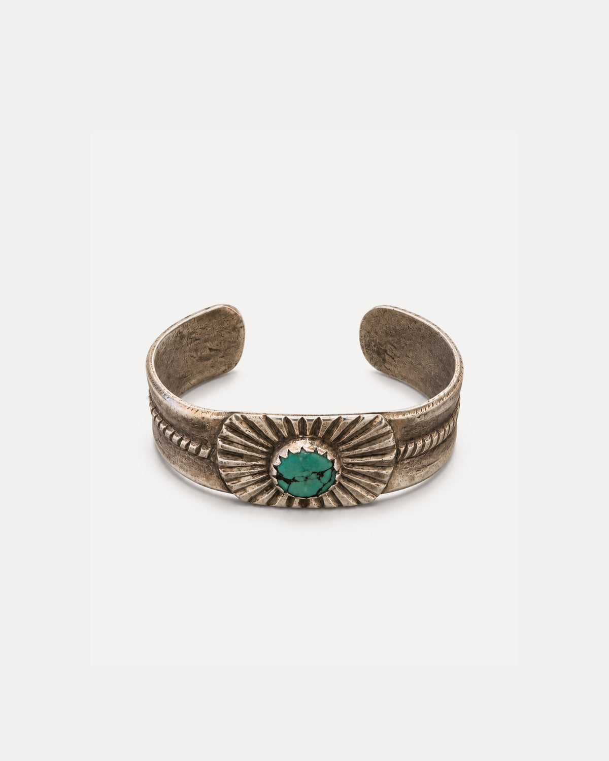 Bracciale Cesellato in Argento con Turchese Ovale
