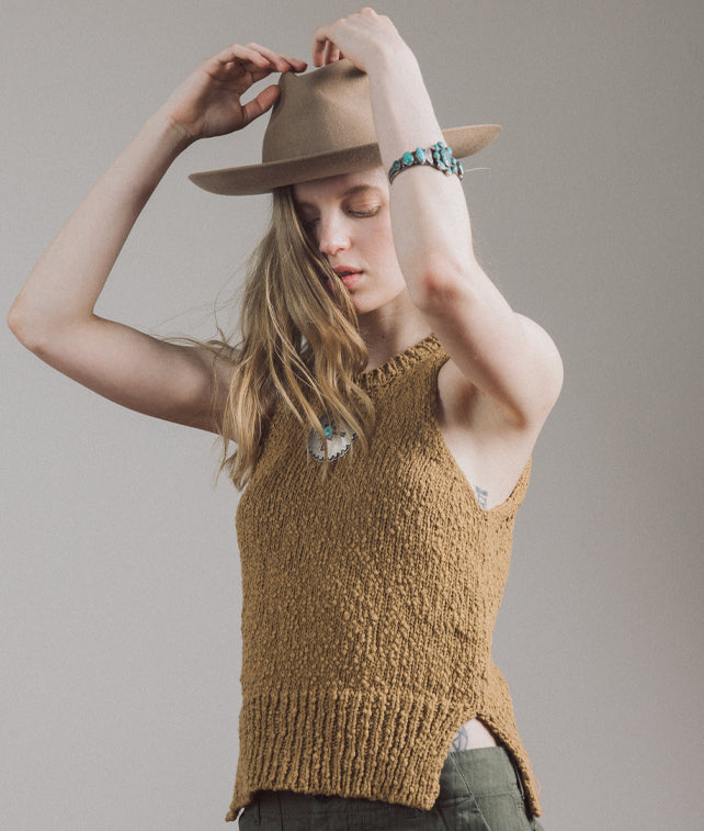 Luisa Canotta in Maglia di Cotone